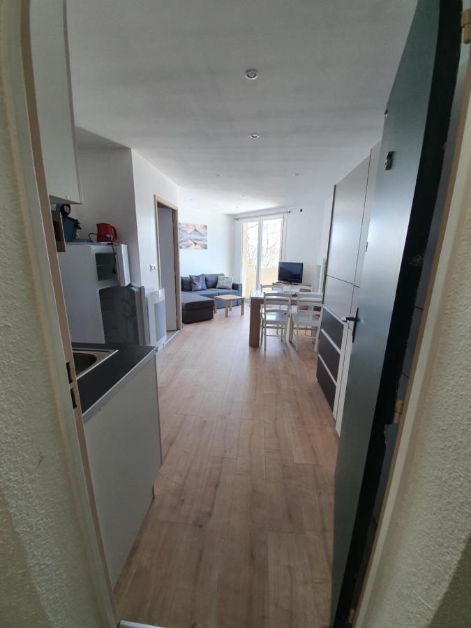 Studio Avec Vue Imprenable Sur Lac Лез Англ Екстериор снимка